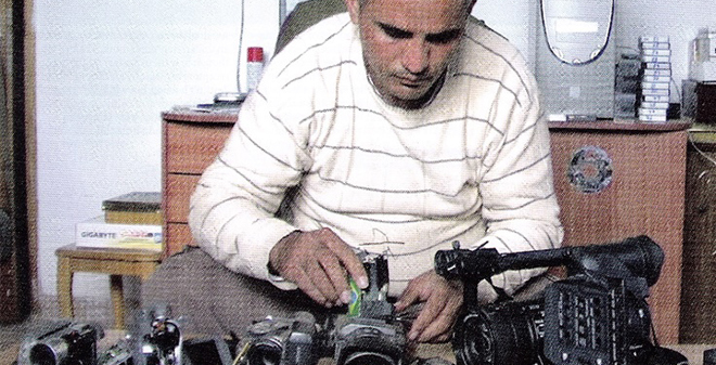 FIVE BROKEN CAMERAS 