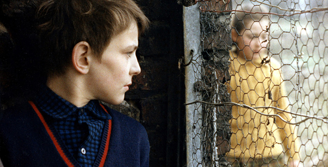L'ENFANCE NUE